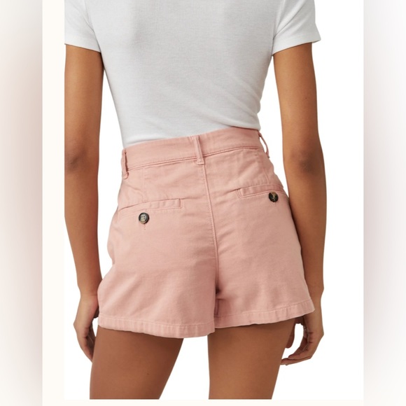 Free People Billie Mid Rise Pleated
Chino Shorts - Picture 2 of 10
